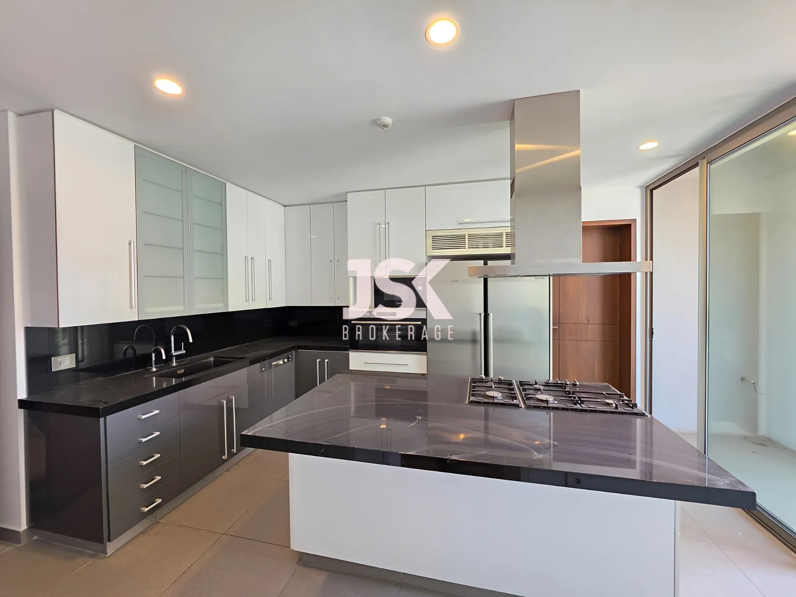 Apartment for Rent in Baabda
