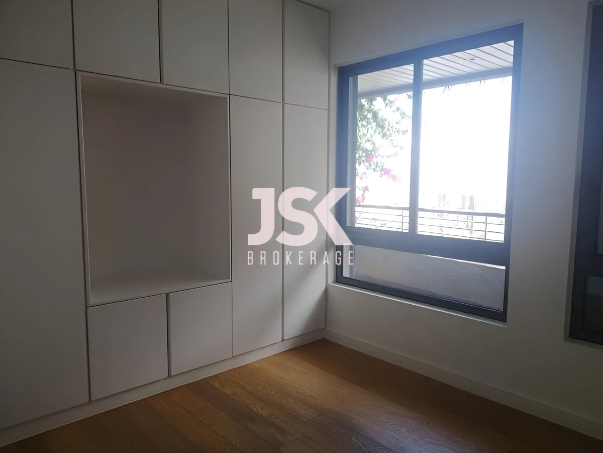 Duplex for Sale in Syoufi, Beirut, Lebanon - 3 bed, 4 bath