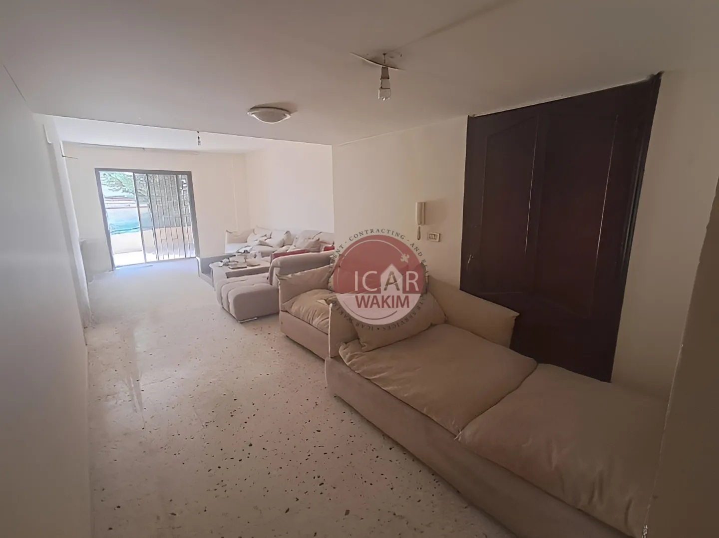 Apartment for sale in Mazraat Yachoua, Lebanon - 2 bed, 2 bath