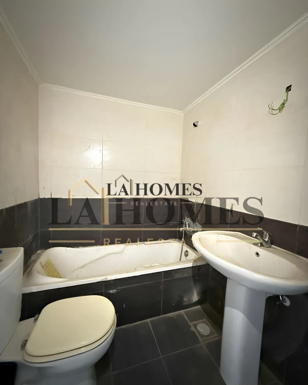Apartment for sale in Mansourieh, lebanon - 2 bed, 2.0 bath