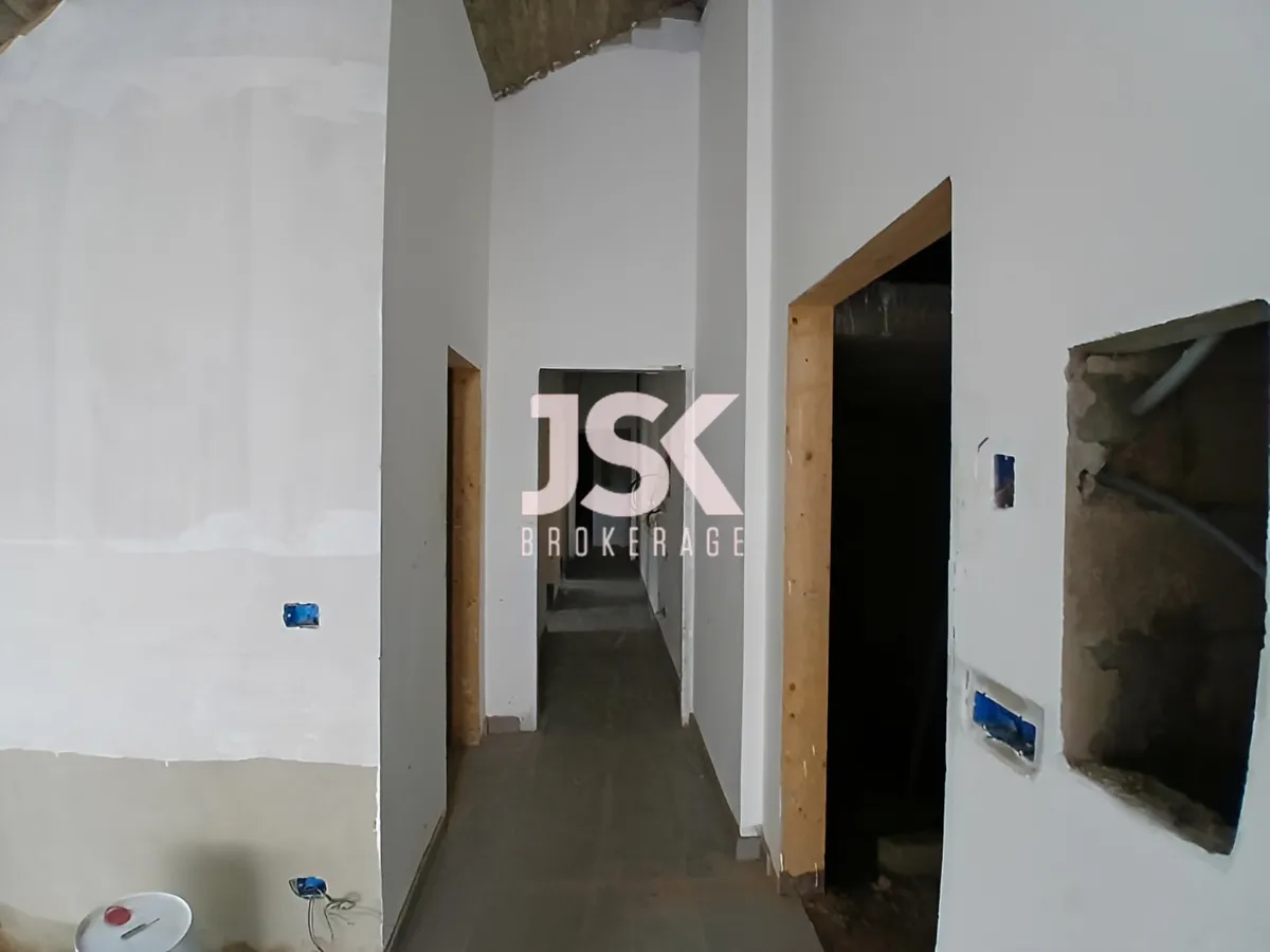 Apartment for Sale in Aatchane, Lebanon - 3 bed, 3 bath
