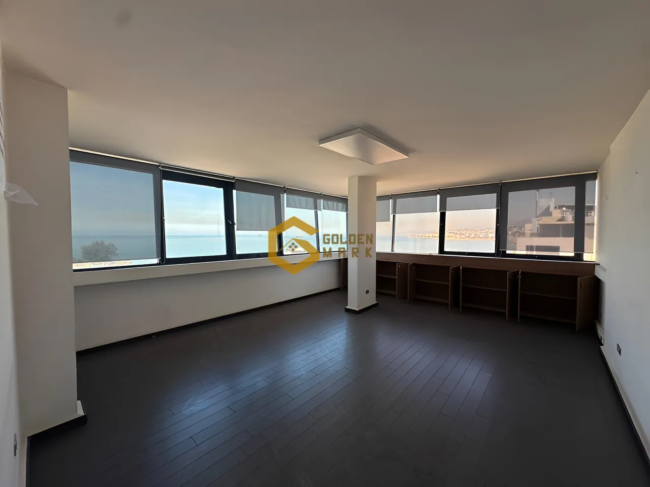 Office for rent in Zalqa