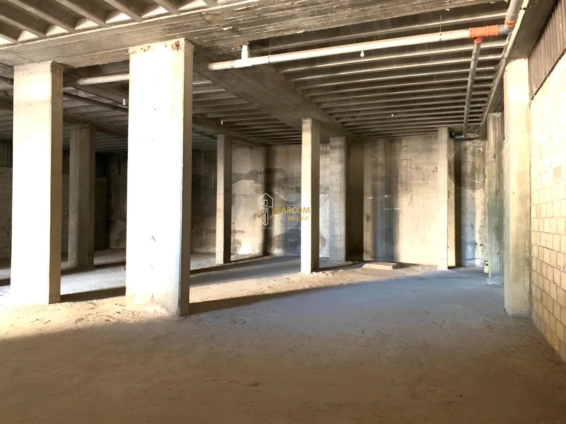 Warehouse for Sale in Mansourieh
