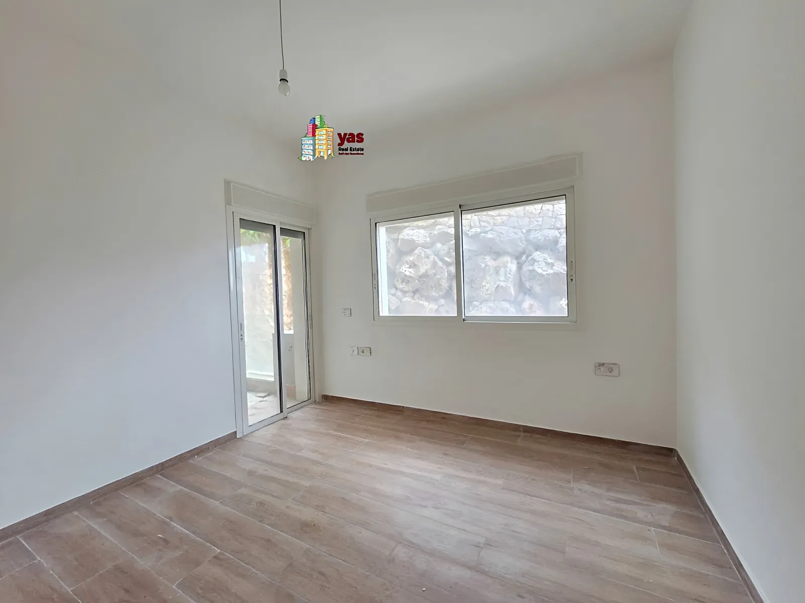 Apartment for Sale in Ballouneh