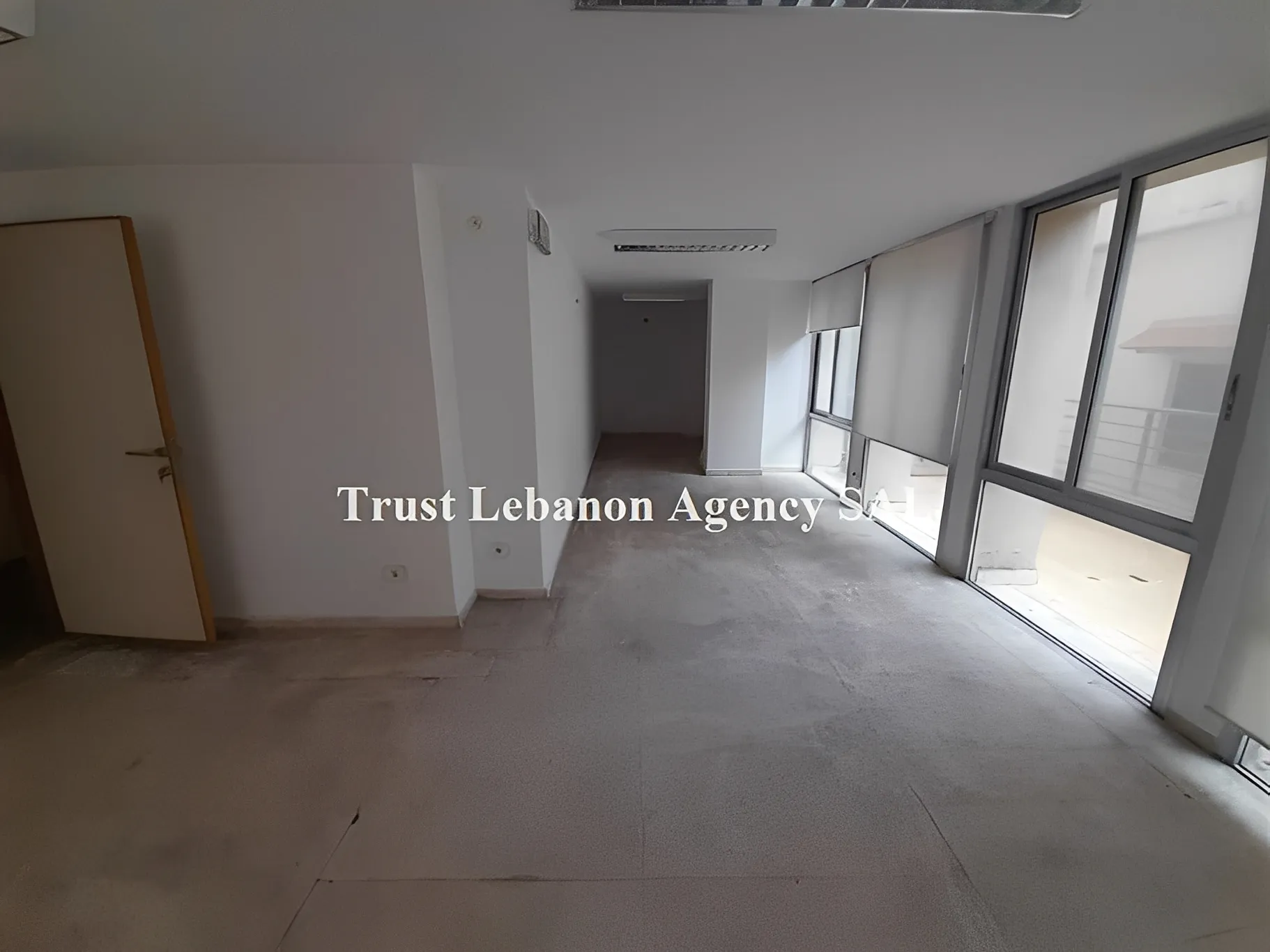 Office for rent in Baabda, Hazmieh