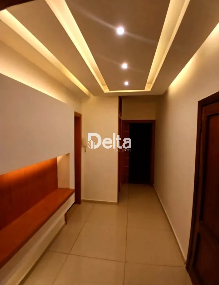 Apartment for sale in Dawhet Aramoun, Lebanon - 3 bed, 2 bath