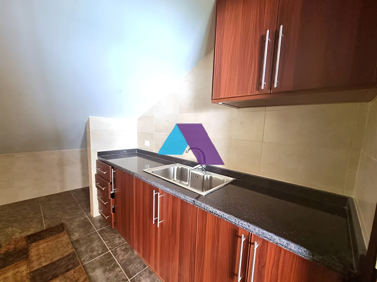 Villa for Sale in Saoufar