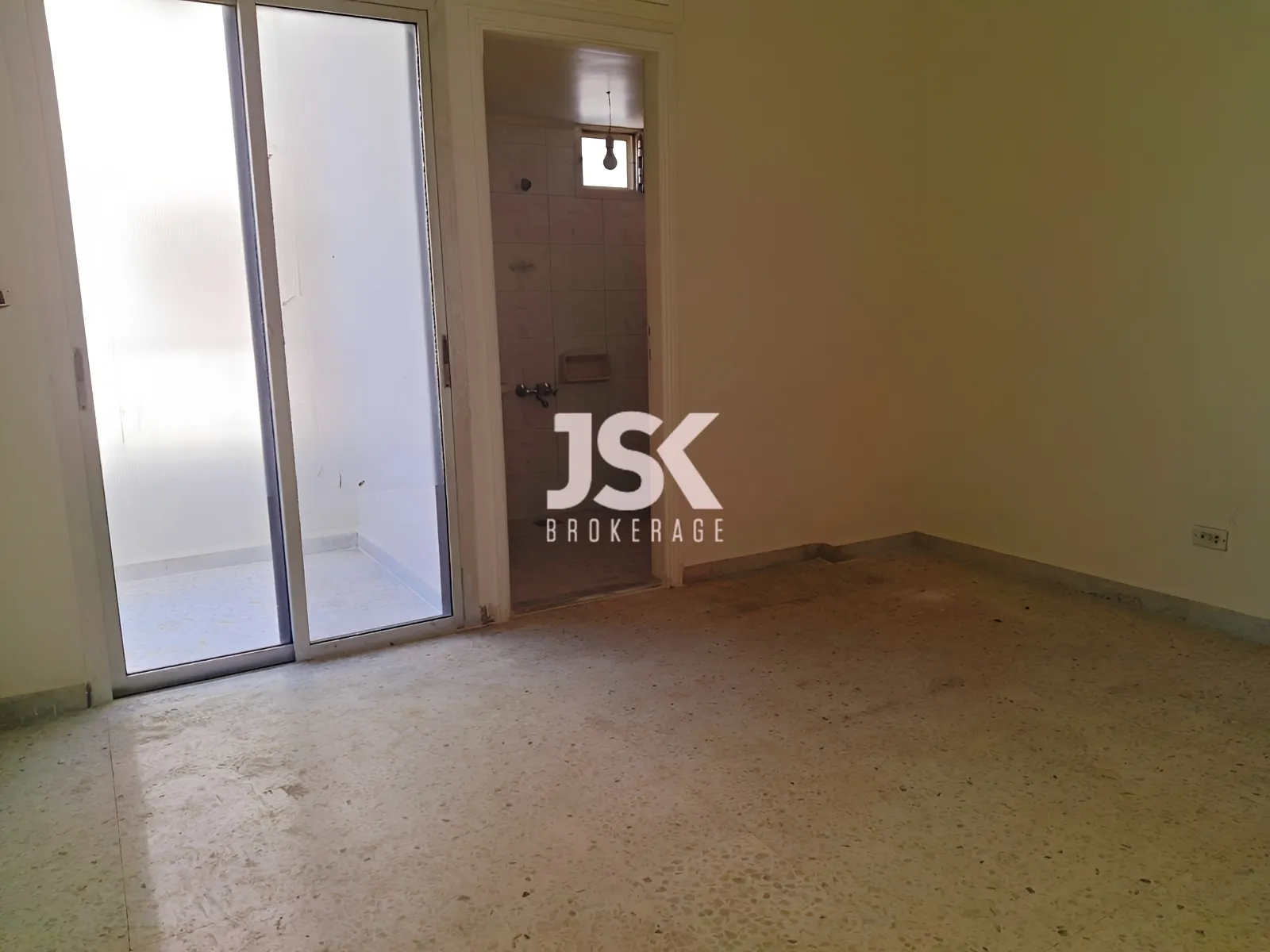 Apartment for Sale in Safra