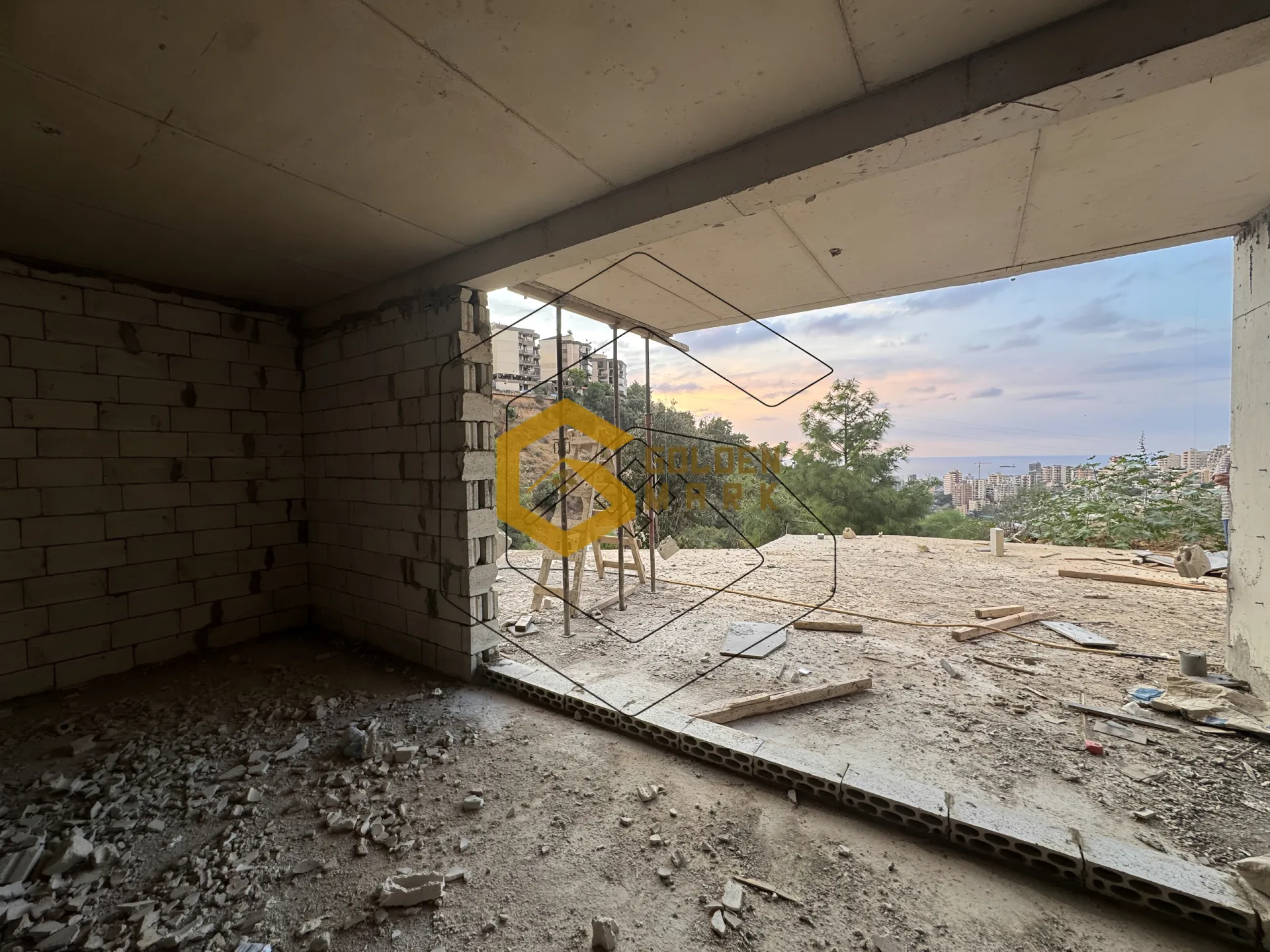 Apartment for Sale in Bsalim
