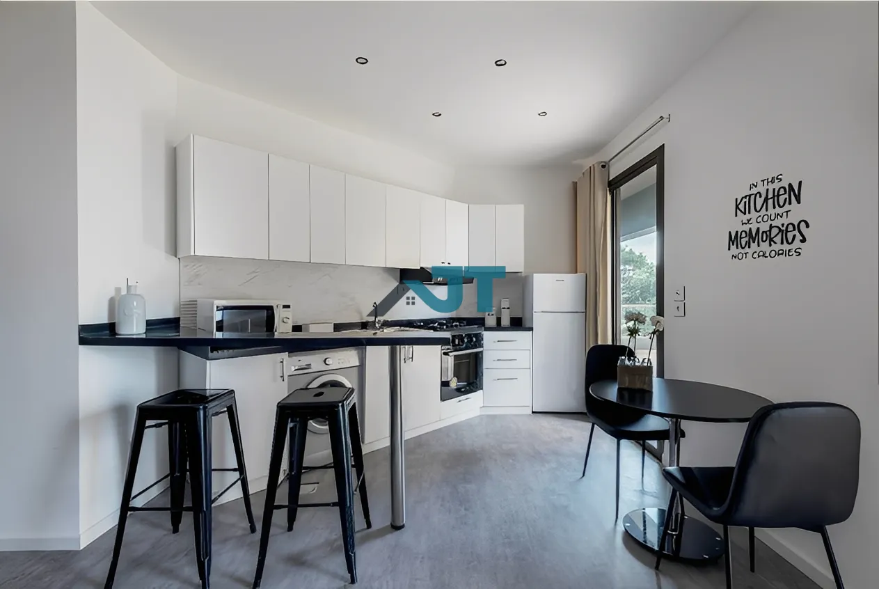 Apartment for Rent in Gemmayze - 2 bed, 2 bath