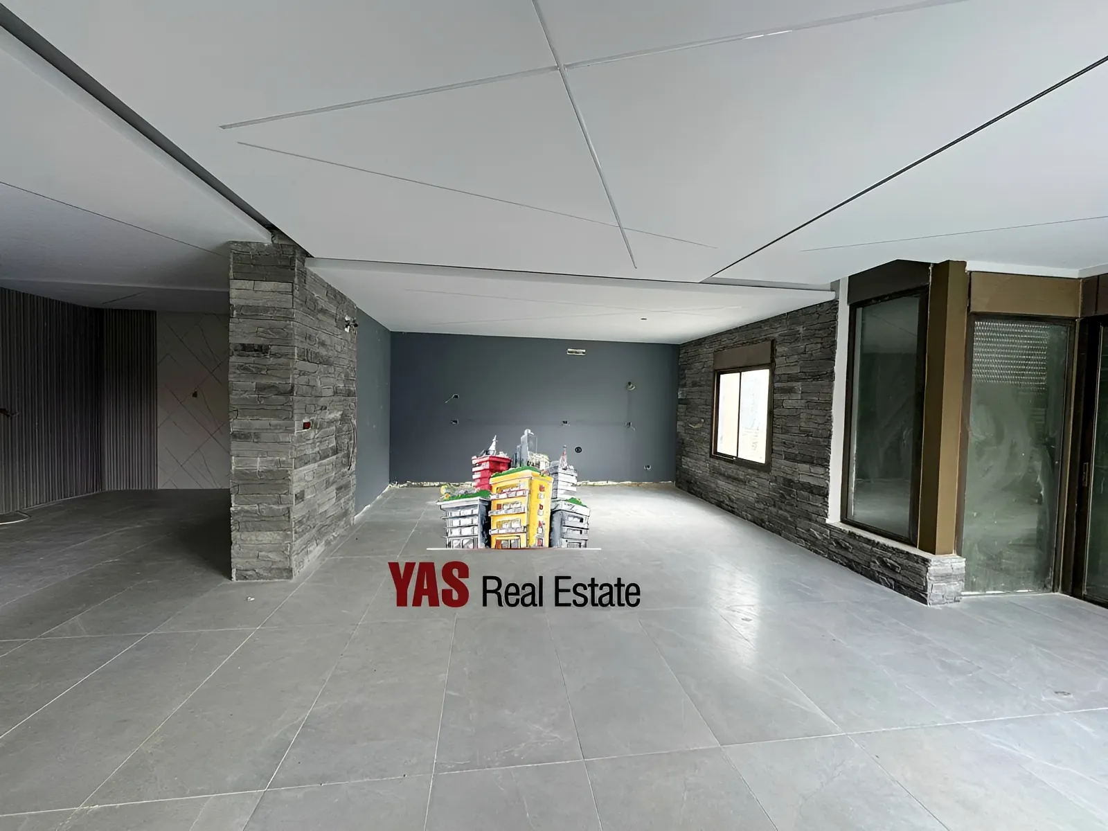 Apartment for Sale in Ballouneh - 3 bed, 3 bath