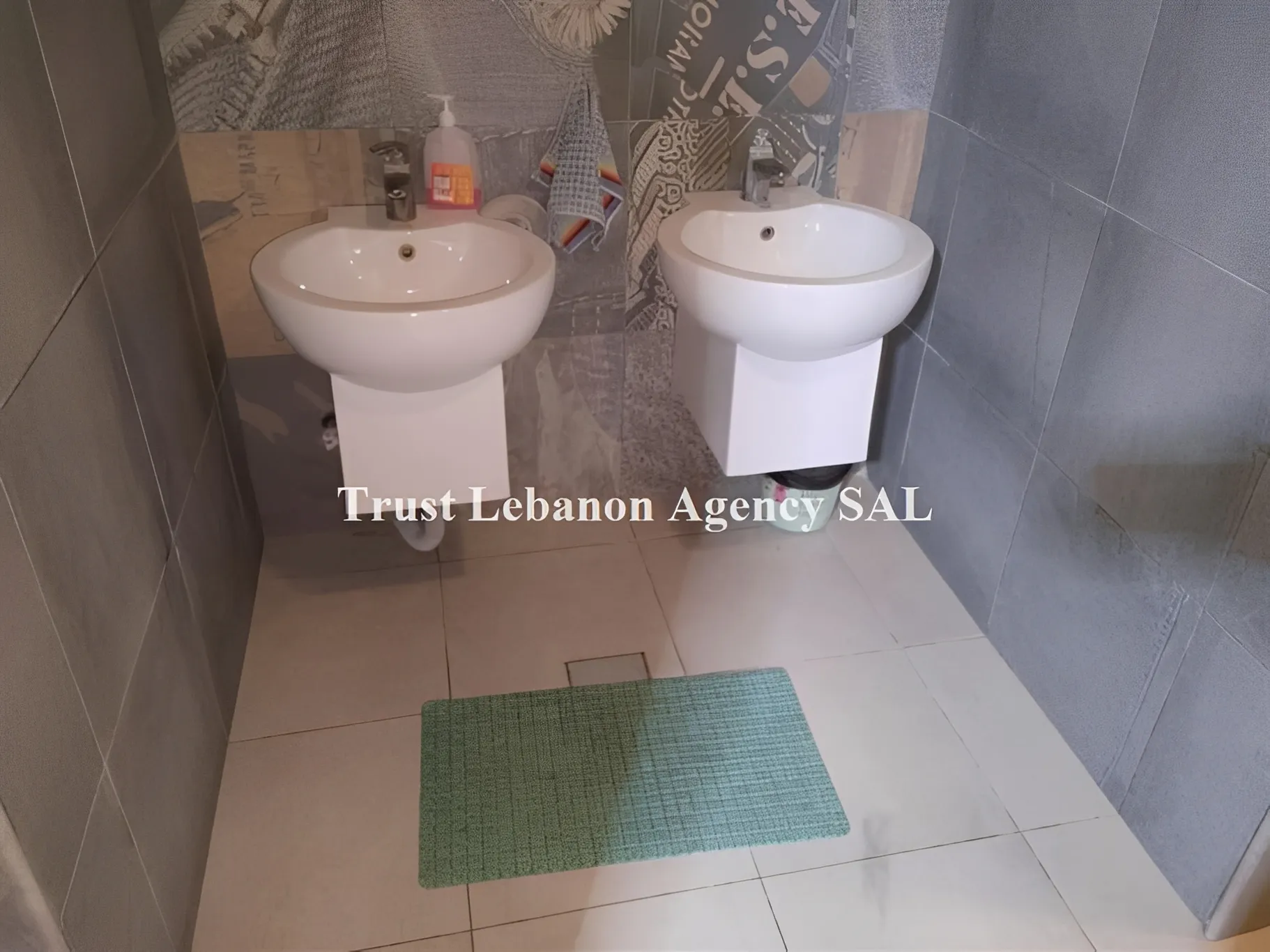 Commercial Property For Rent in Beirut, Bir Hasan