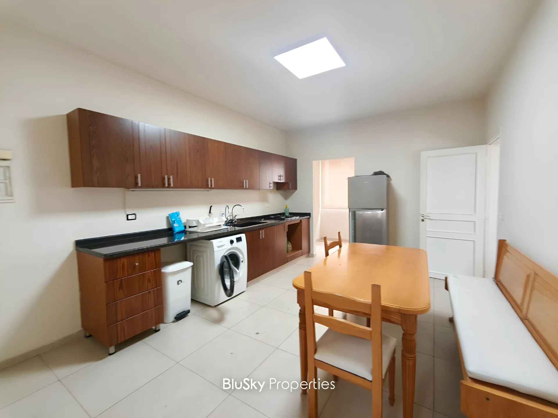 Apartment for rent in Kfar hbab, lebanon