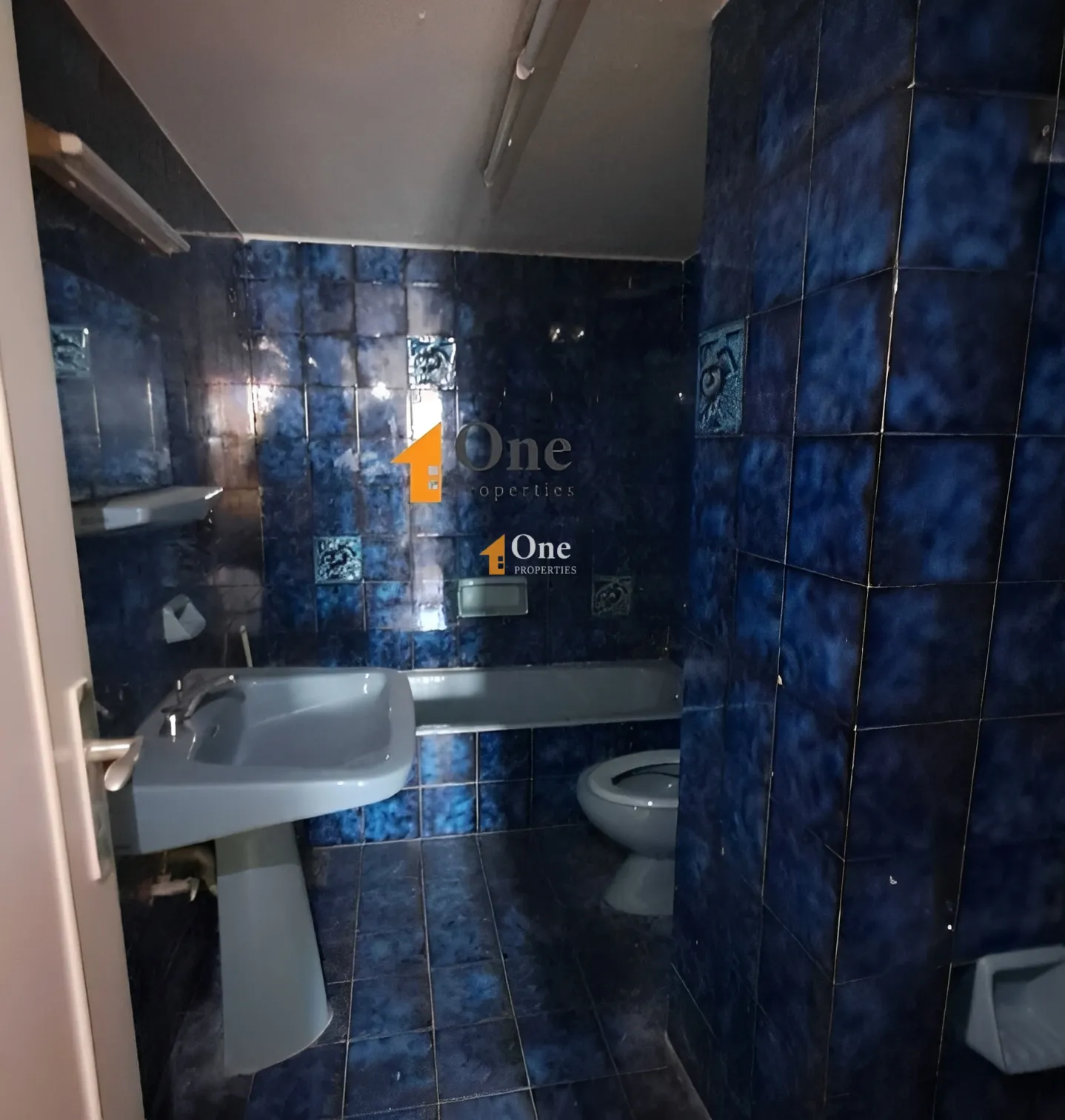 Apartment for rent in Jounieh, Lebanon - 4 bed, 4 bath