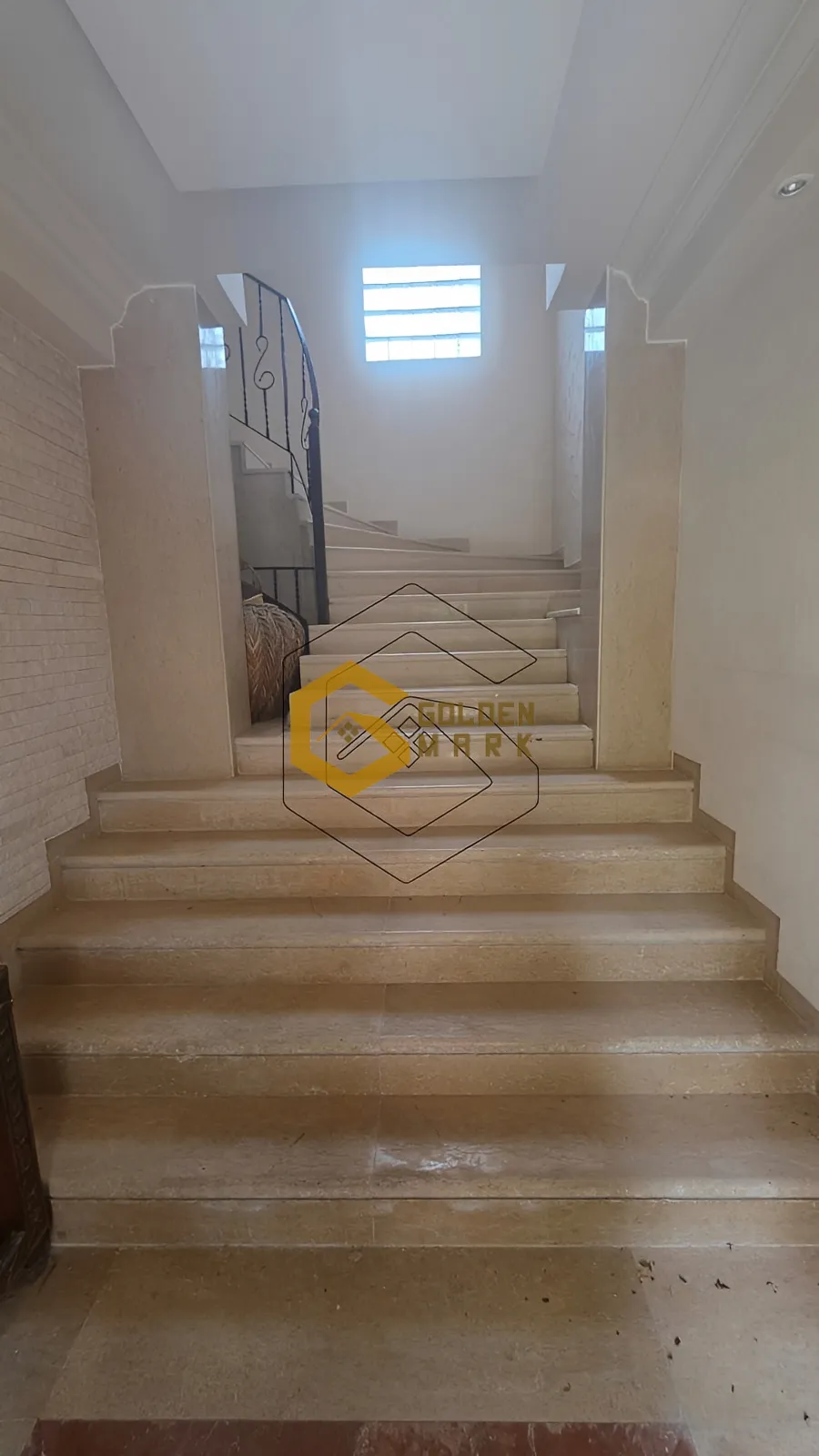 Commercial Property for Rent in Damour