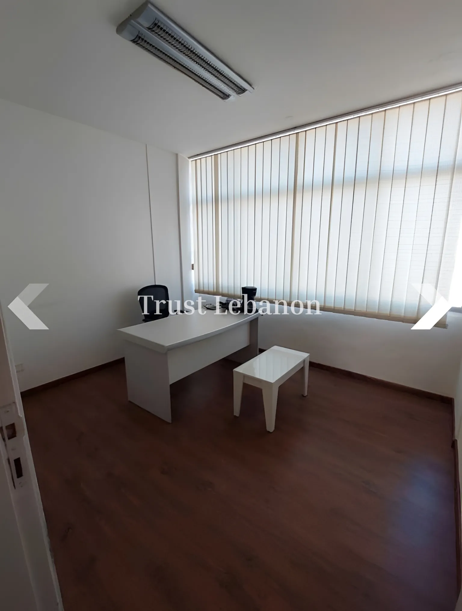 Office for rent in Dekwaneh