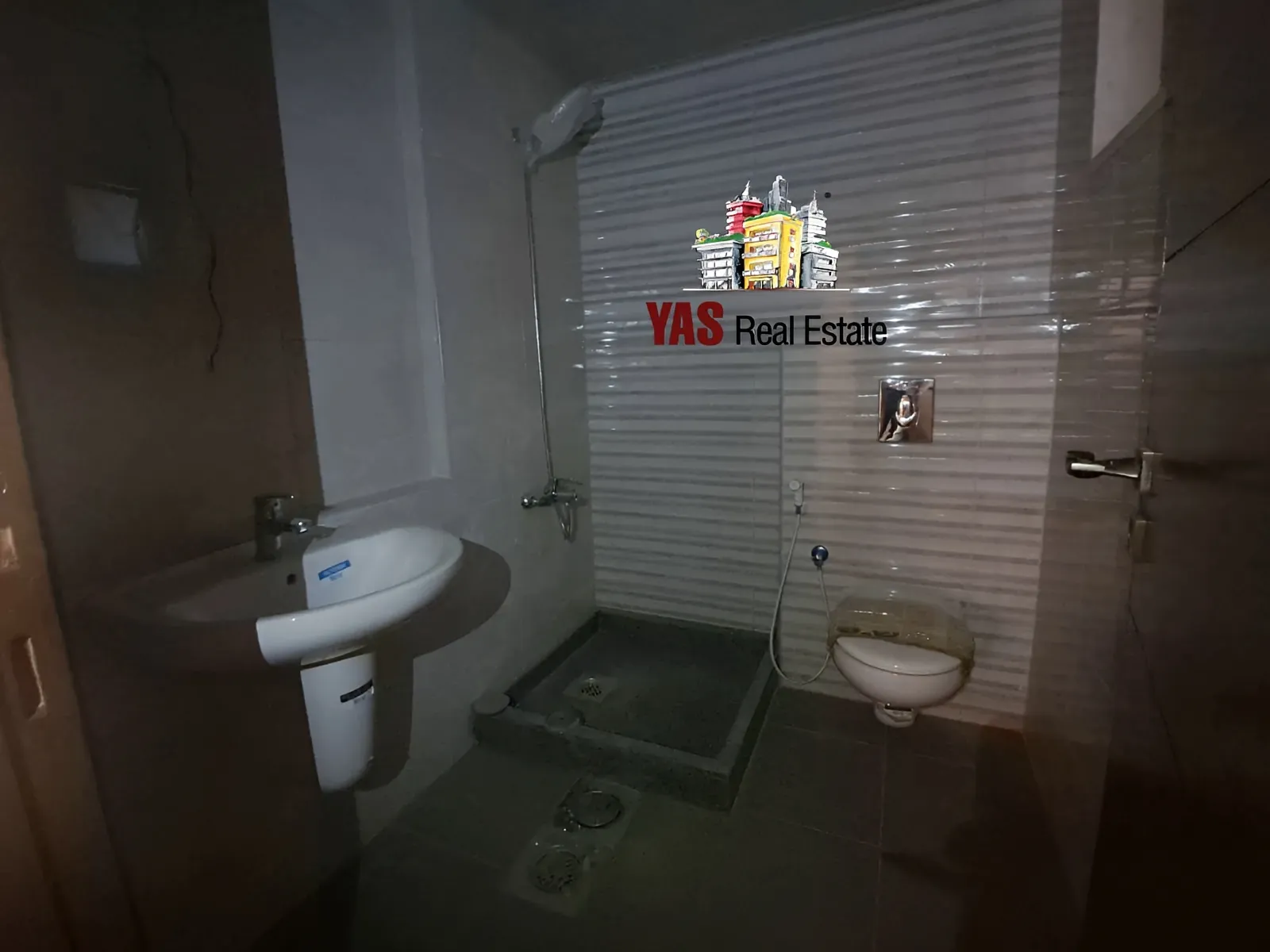 Apartment for Sale in Broumana - 3 bed, 4 bath
