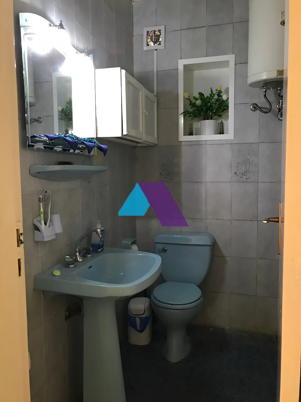 Chalet for sale in Aannaya