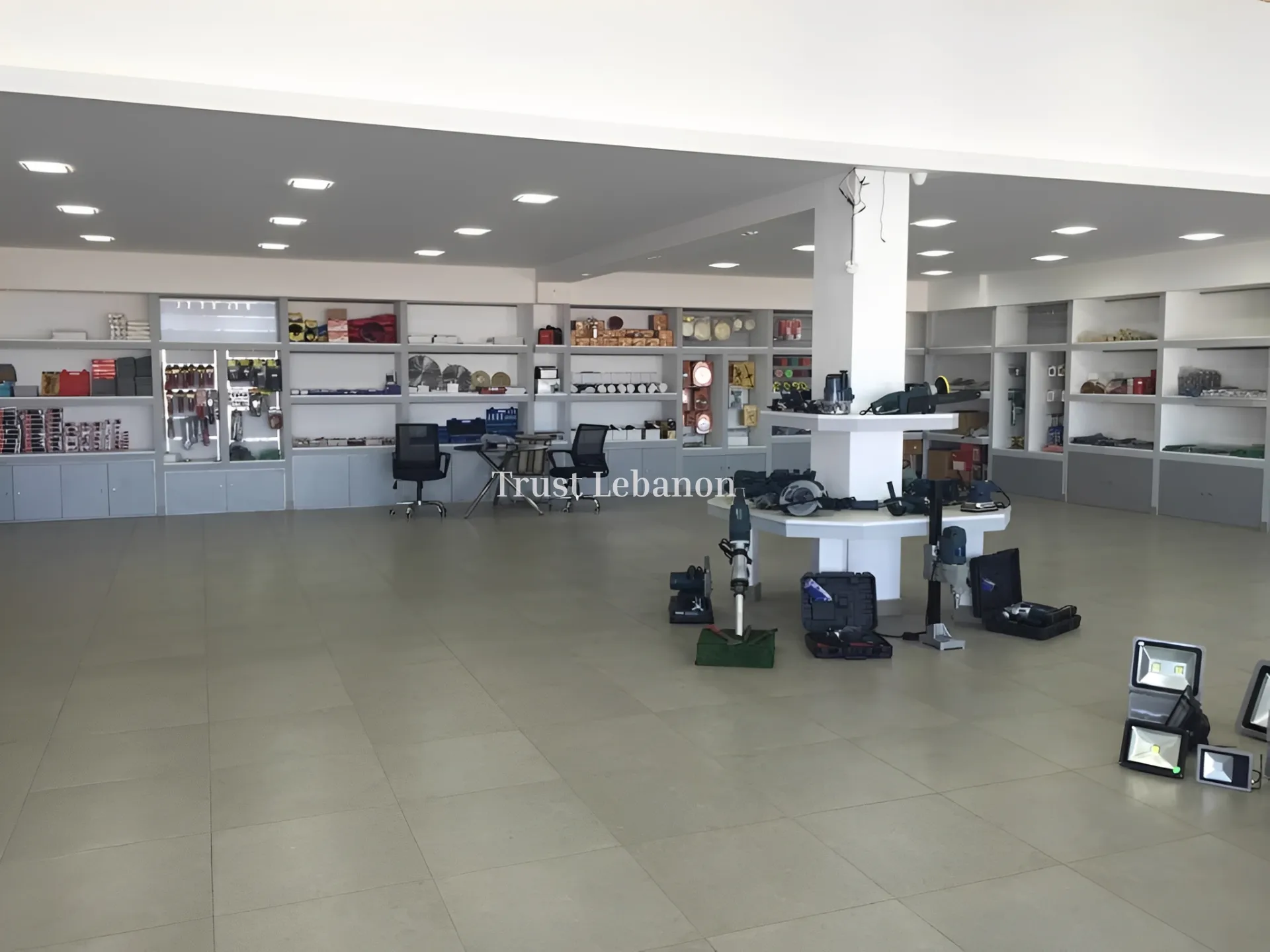 Showroom for sale in Khalde, Lebanon