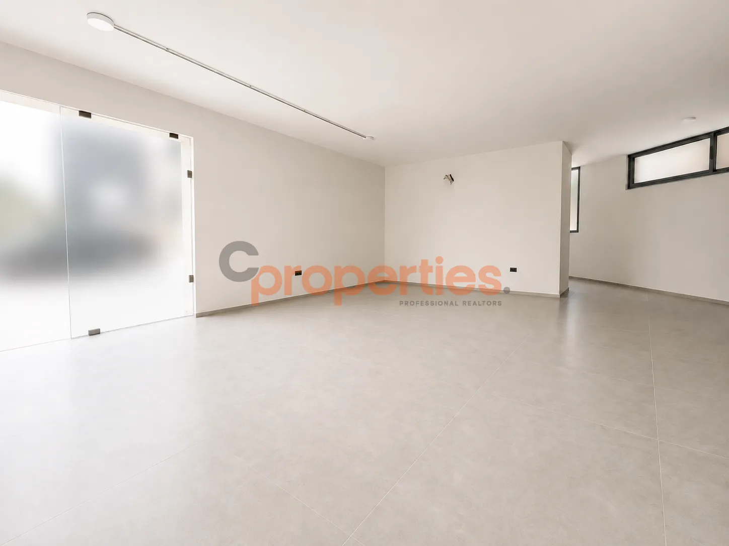 Shop for Sale in Mazraat Yachoua