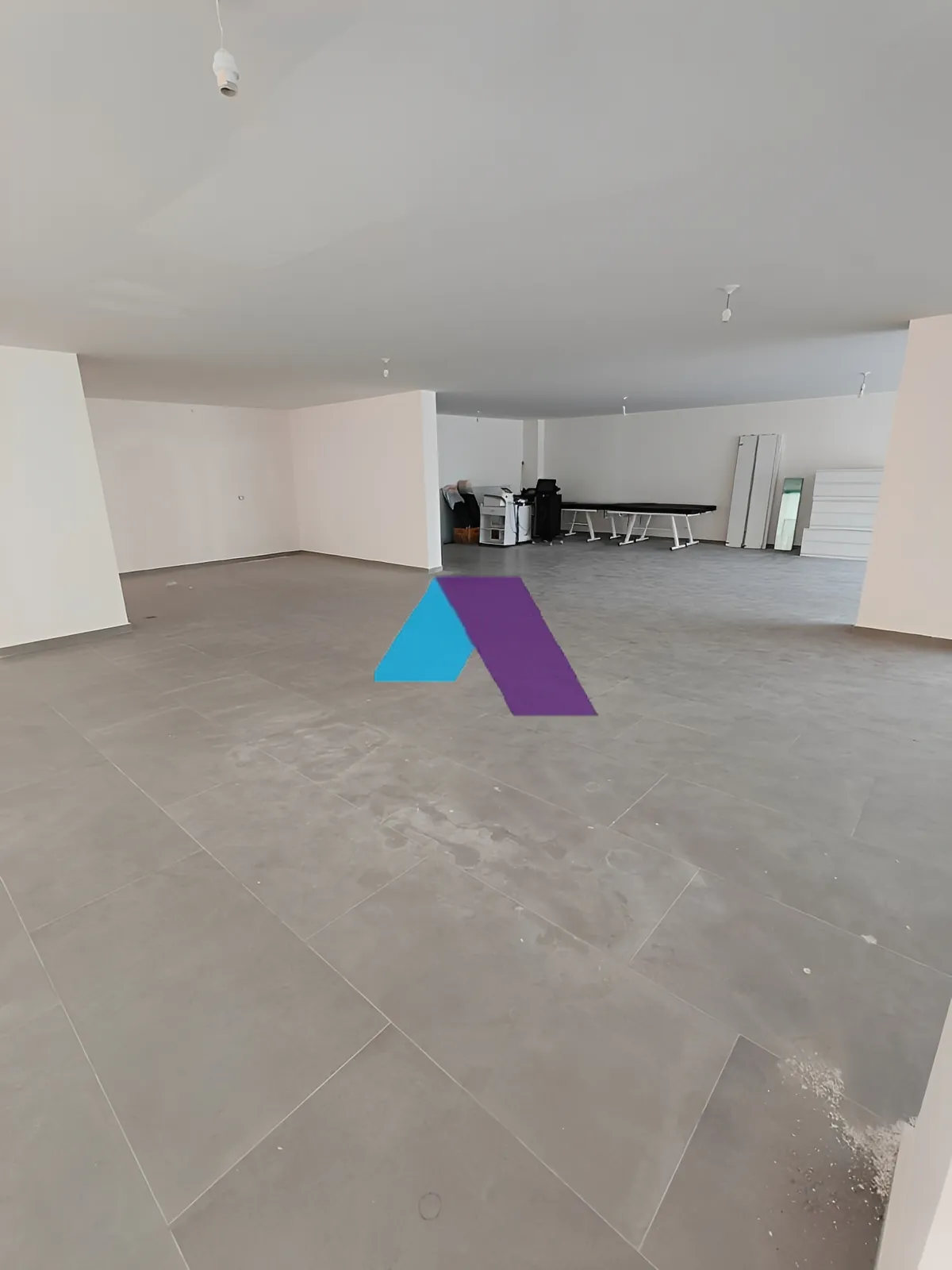 Office for rent in Zalqa