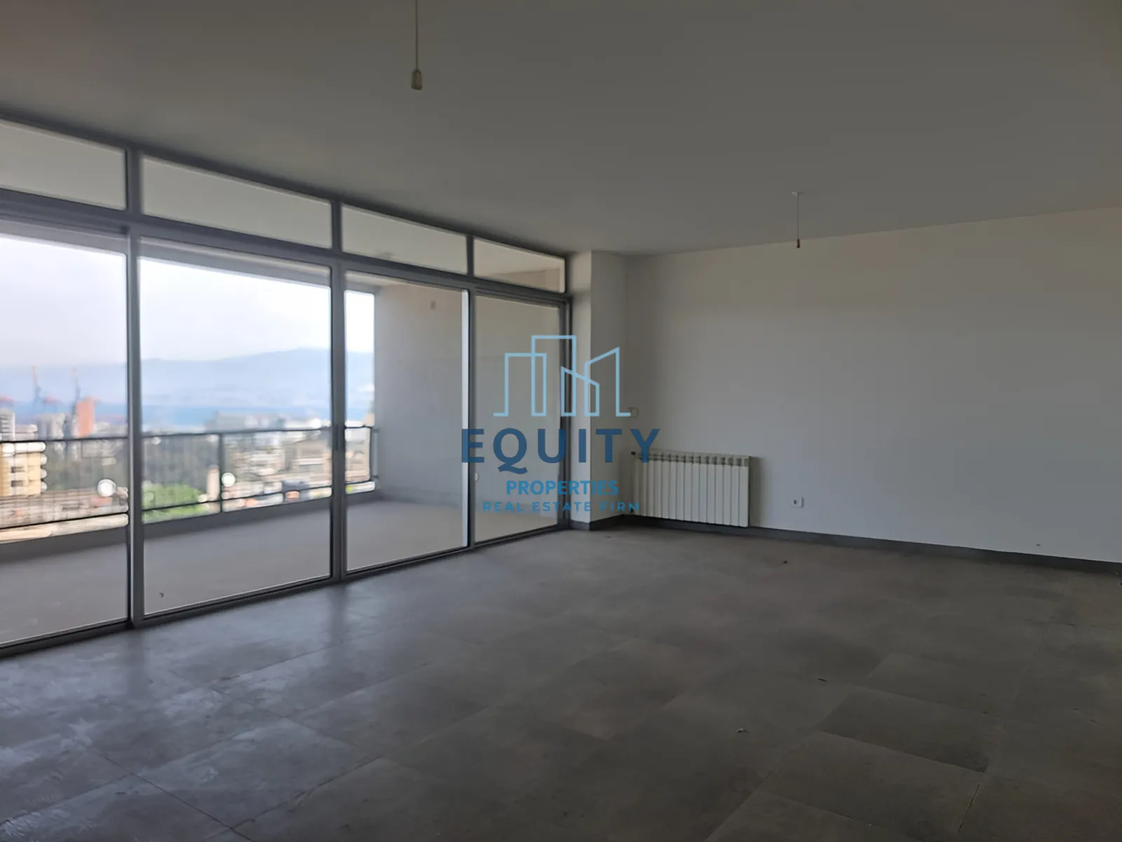 Apartment for Sale in Geitawi, Ashrafieh - 3 bed, 4 bath
