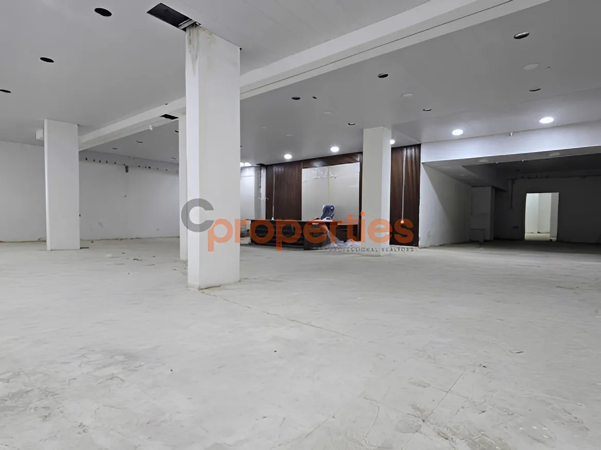 Warehouse for Sale in Forn El Chebbak