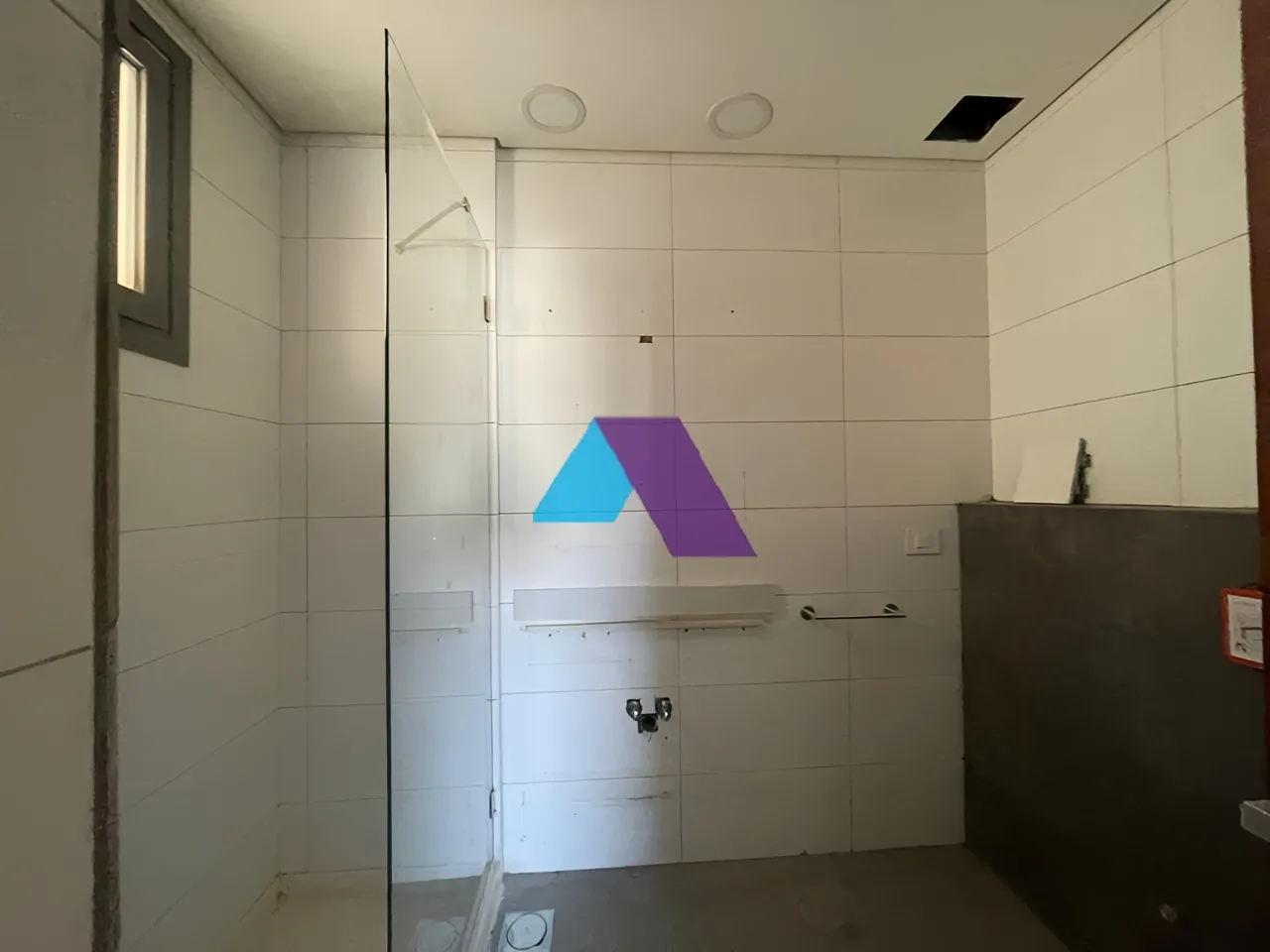 Apartment for Sale in Achrafieh - 2 bed, 2 bath