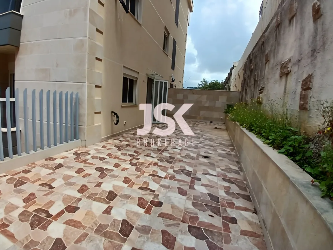 Apartment for sale in Mazraat Yachoua, Lebanon