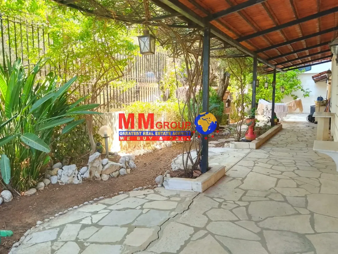 Apartment for sale in Mazraat Yachoua, Lebanon