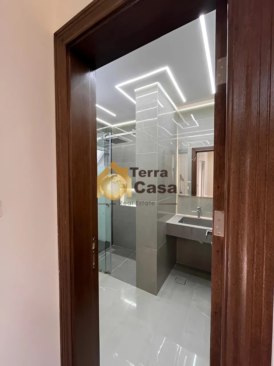 Apartment for Sale in Ksara