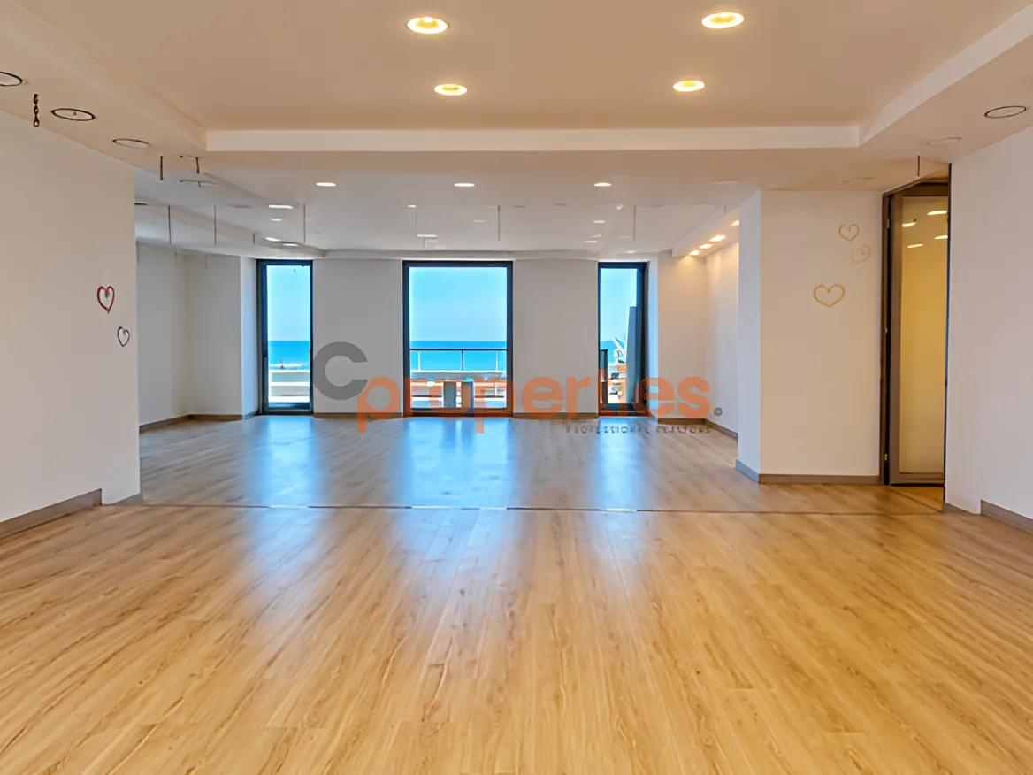 Shop for rent in Ramleh Al Bayda, Beirut, Lebanon