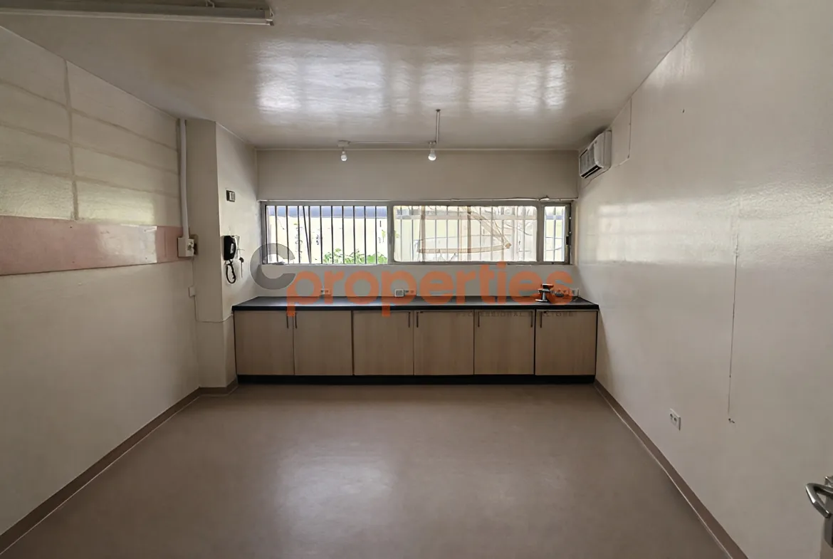 Shop for Rent in Achrafieh