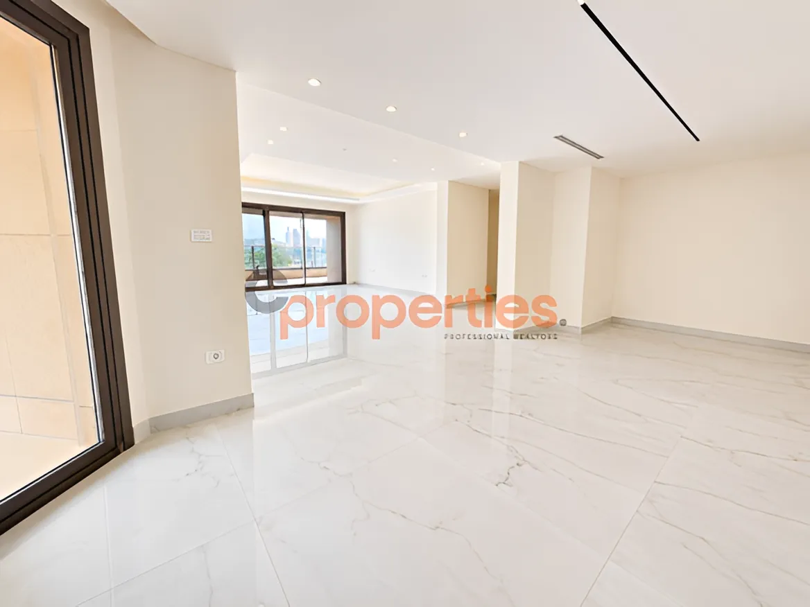 Apartment for sale in Raoucheh, Beirut, Lebanon