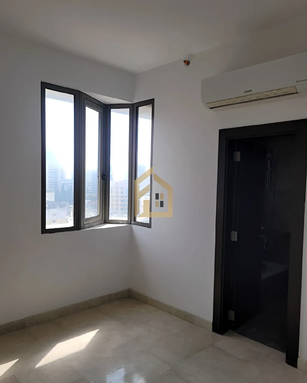 Apartment for sale in Hamra