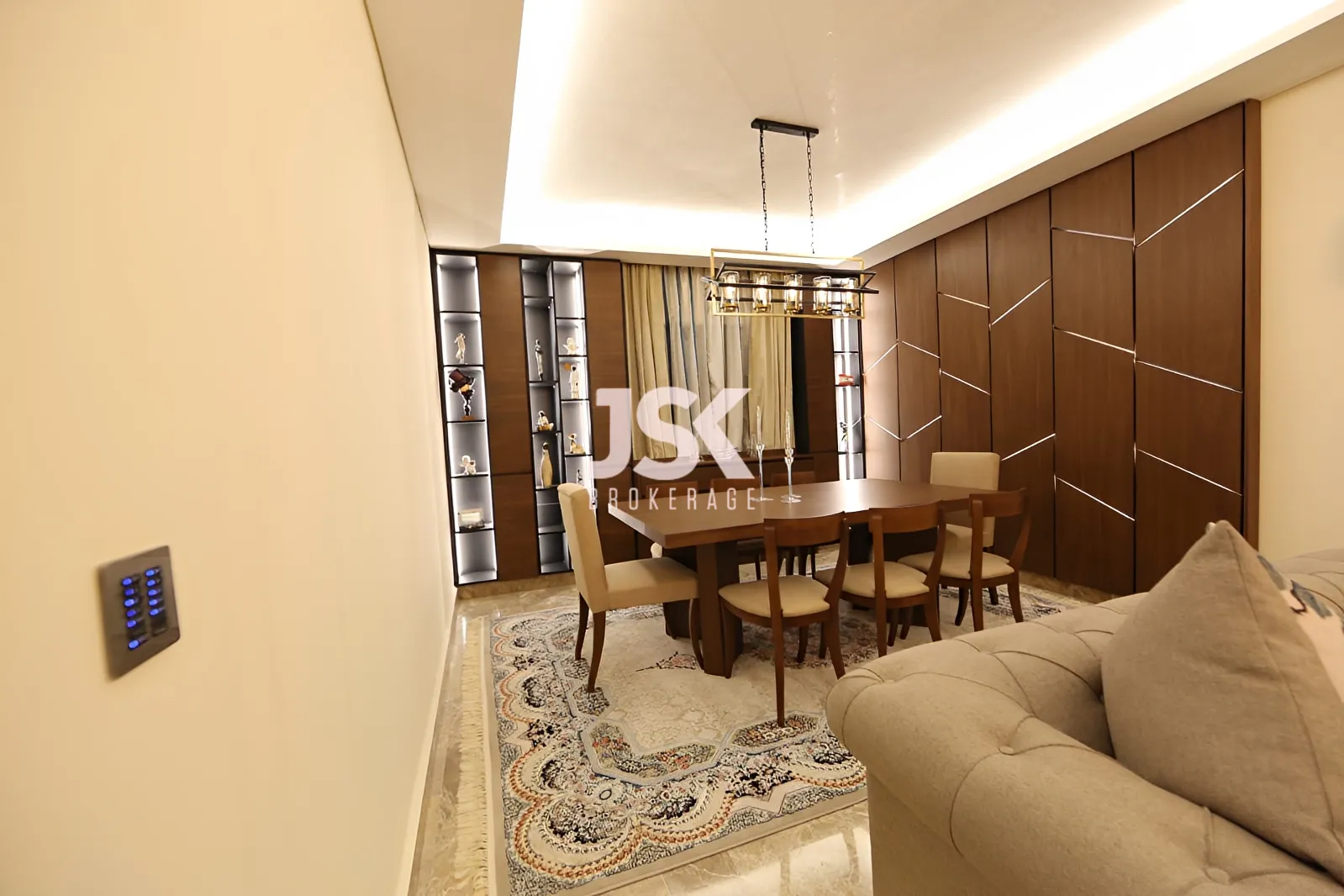 Apartment for Sale in Aamchit