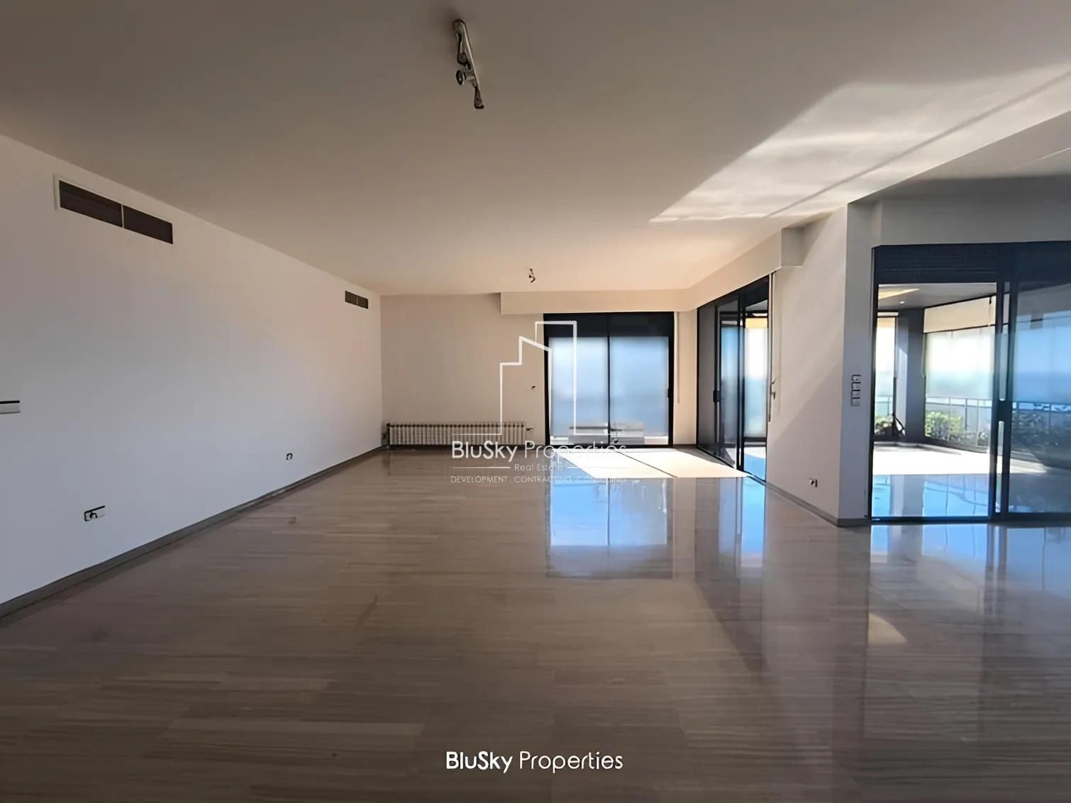 Apartment for Sale in Rabieh - 4 bed, 4 bath