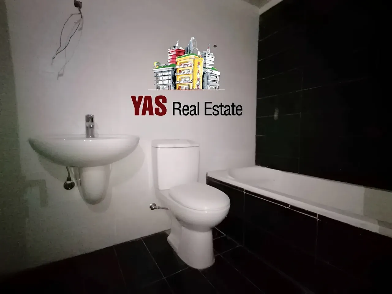 Apartment for Sale in Adonis - 3 bed, 3 bath