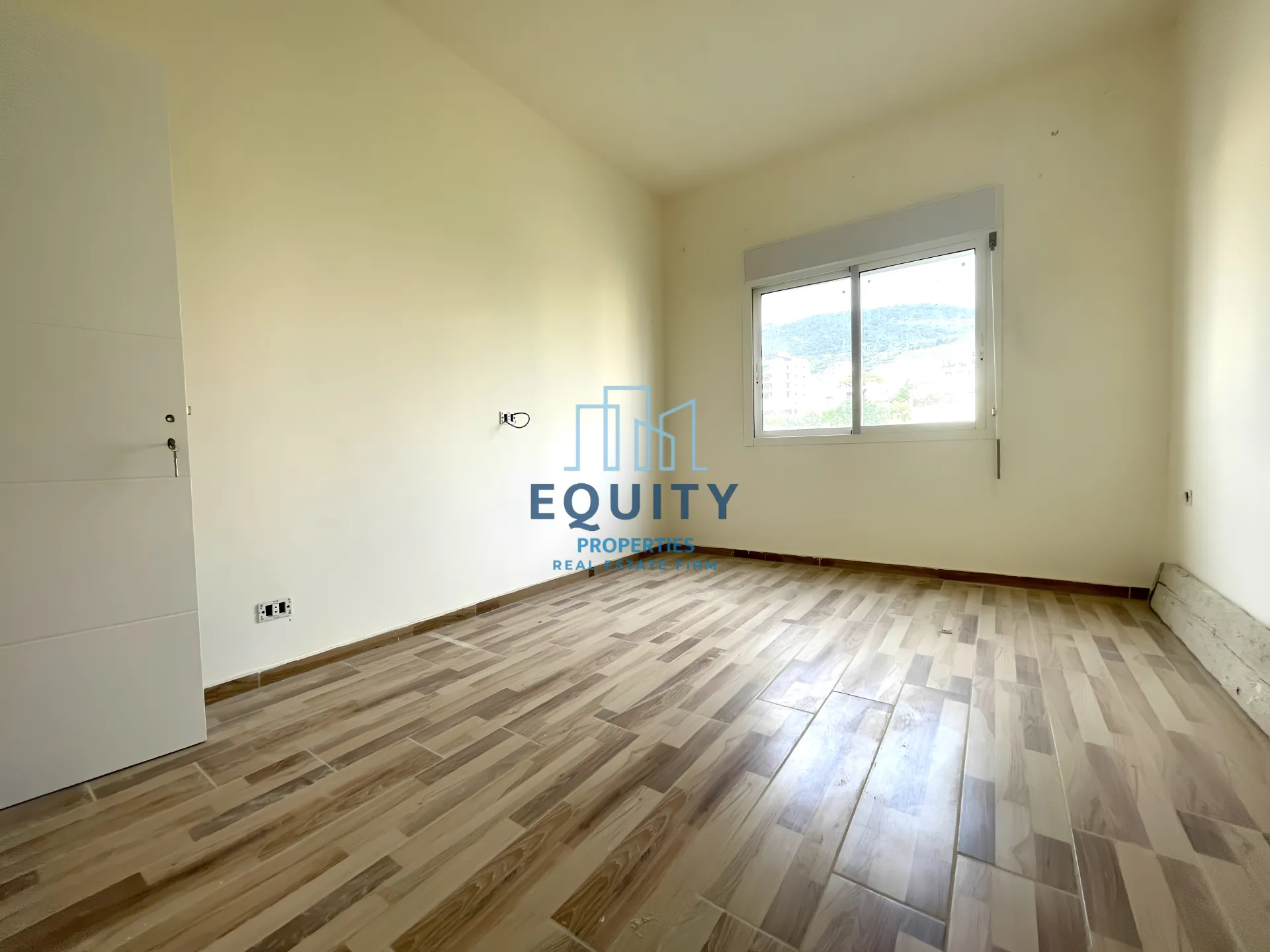 Apartment for Rent in Sarba - 2 bed, 3 bath