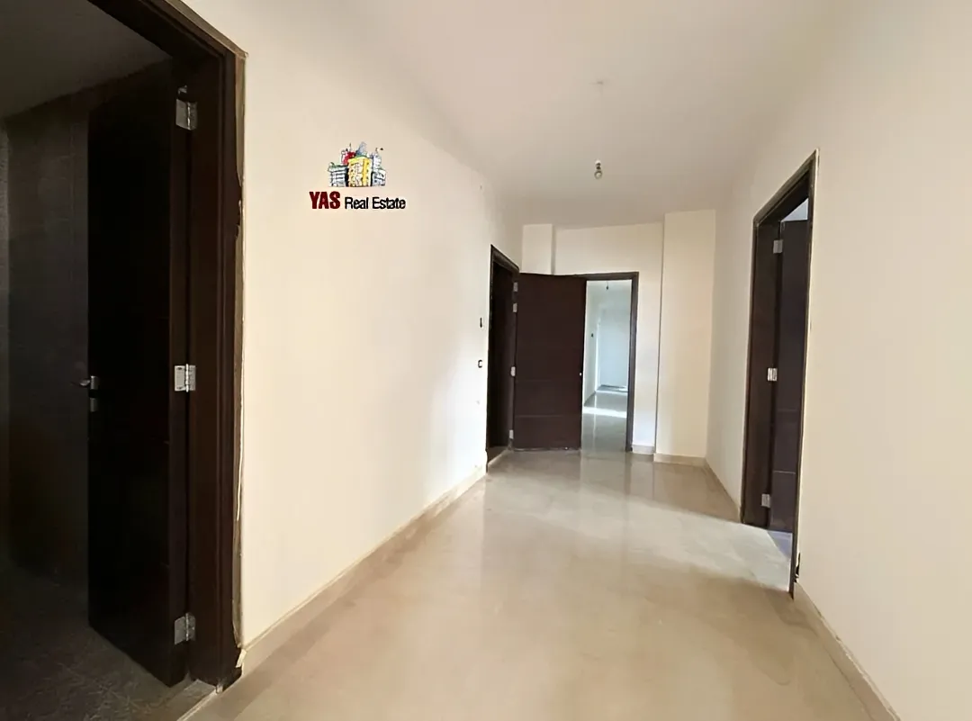 Apartment for Sale in Ballouneh