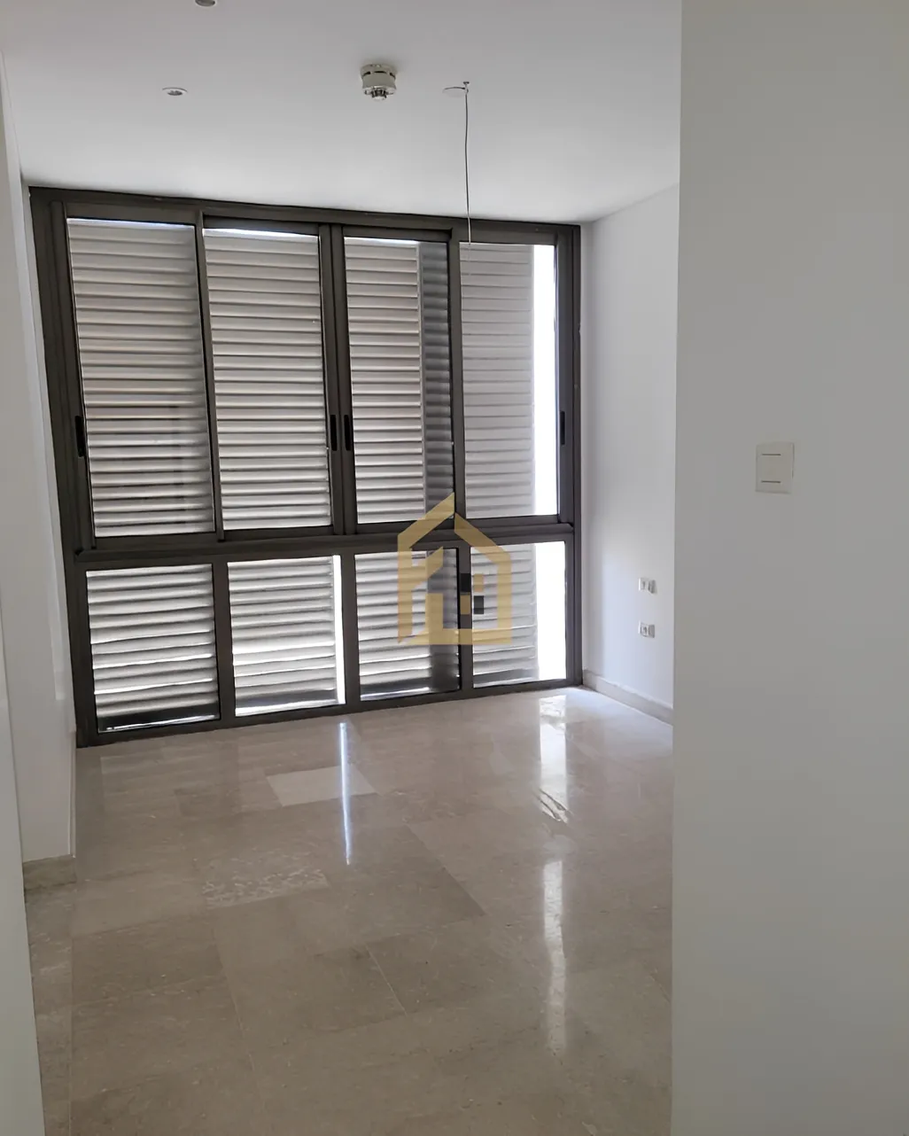 Apartment for sale in Hamra