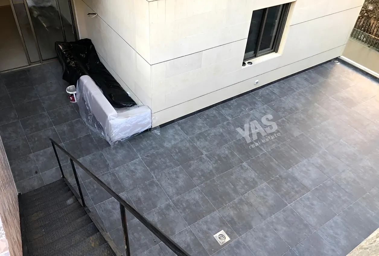 Apartment for Sale in Ballouneh