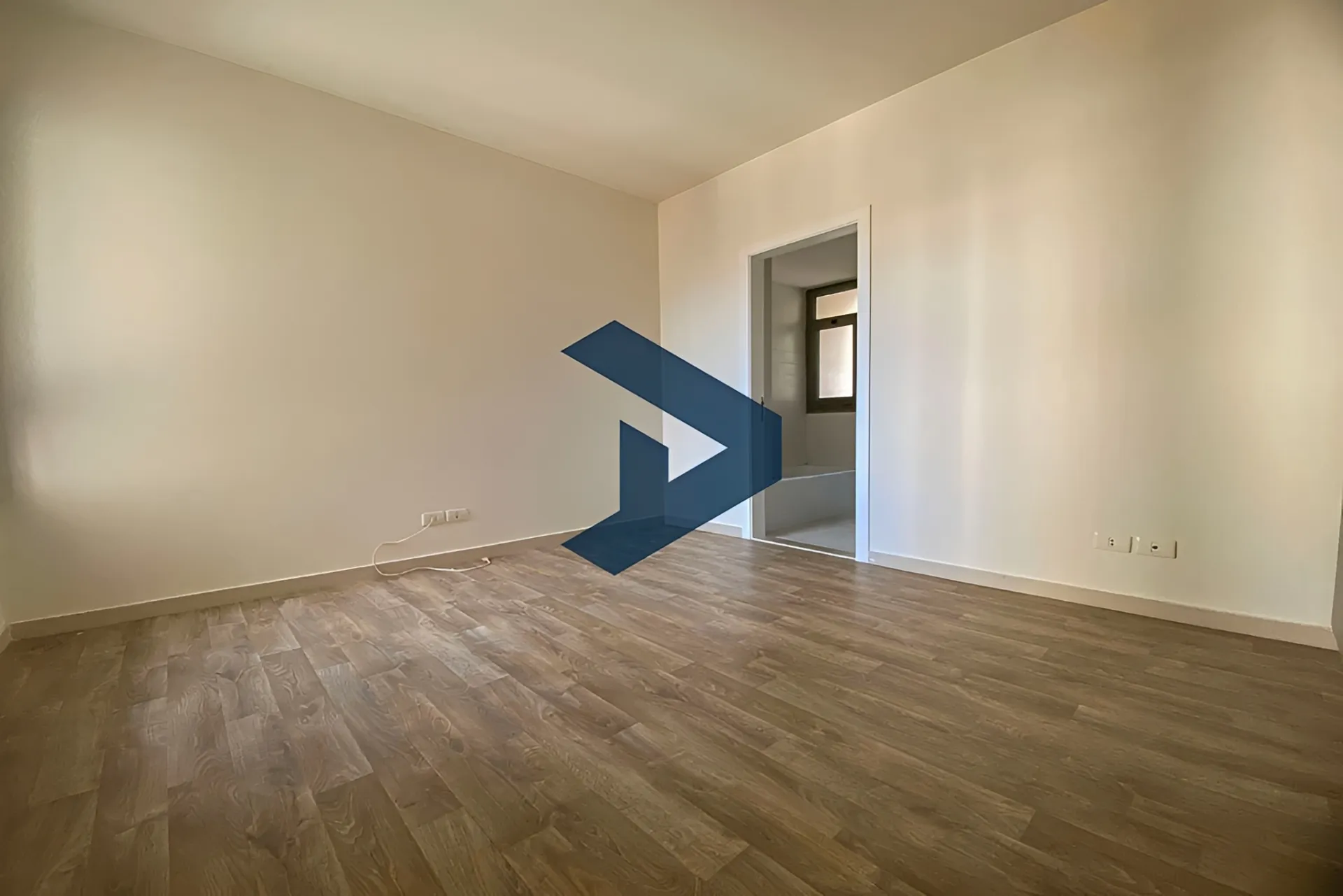 Apartment for sale in Clemenceau, Bayrut, Lebanon