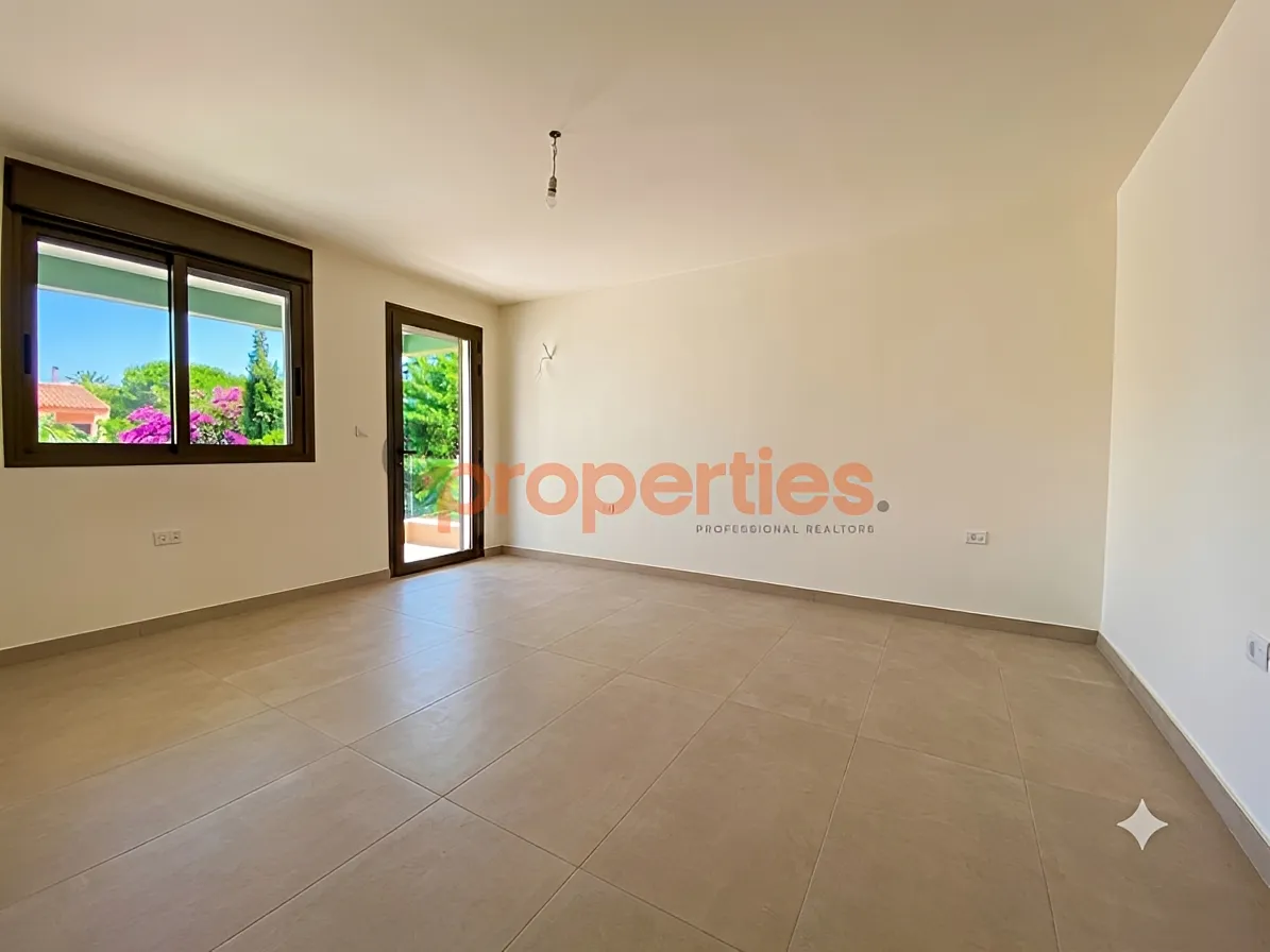 Apartment for Sale in Fatqa - 6 bed, 5 bath