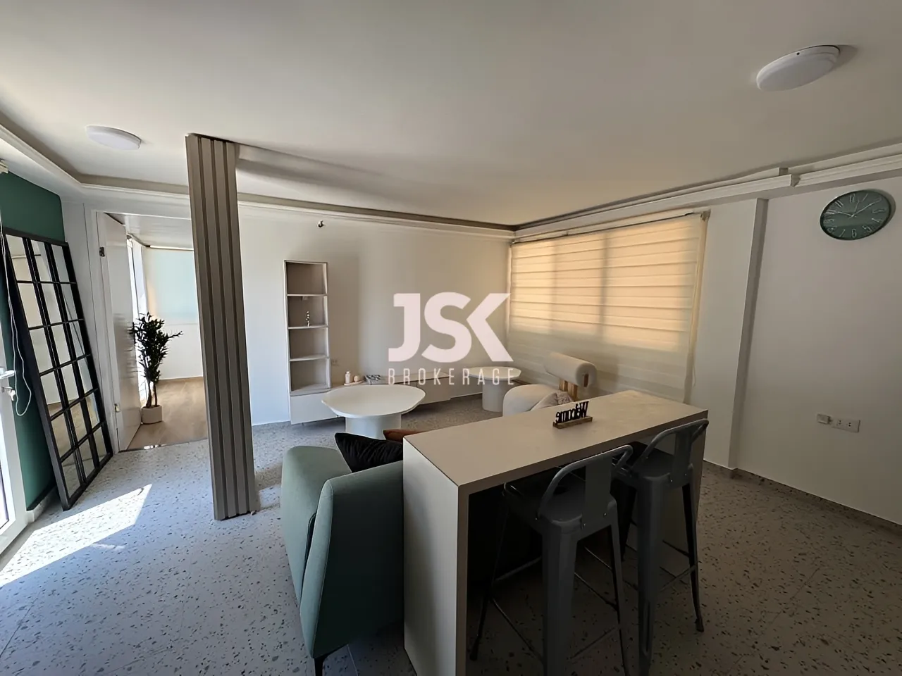 Apartment for Sale in Ras Beirut - 1 bed, 1 bath
