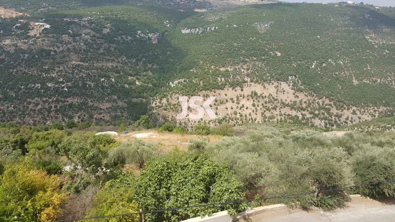 Land for Sale in Maifouq