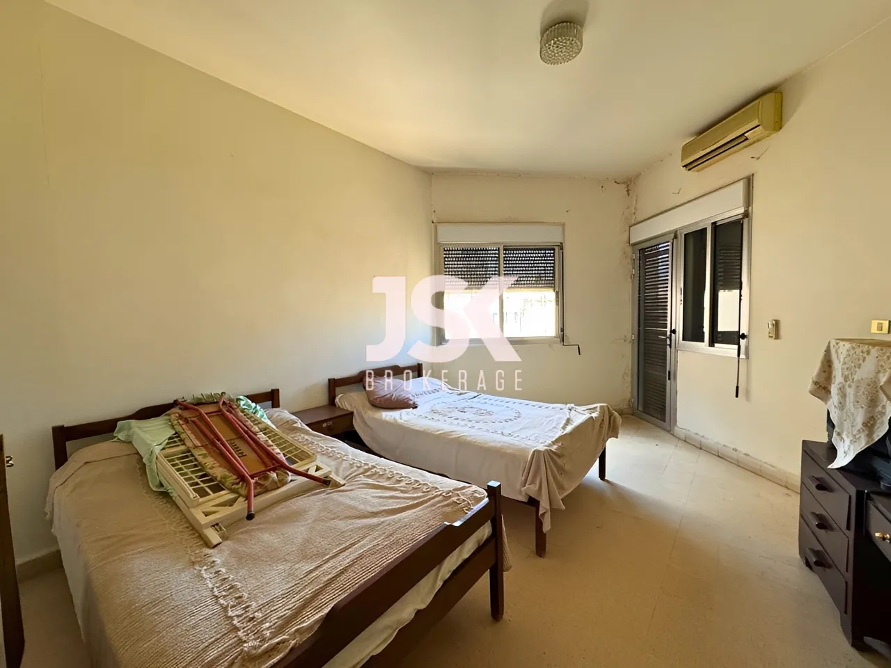 Apartment for Rent in Ain El Remmaneh - 3 bed, 2 bath