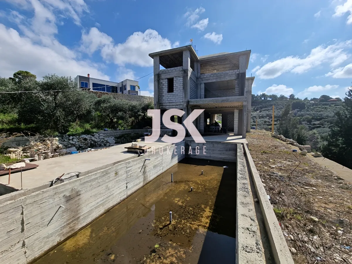 Land for Sale in Mrah Chdid, Lebanon