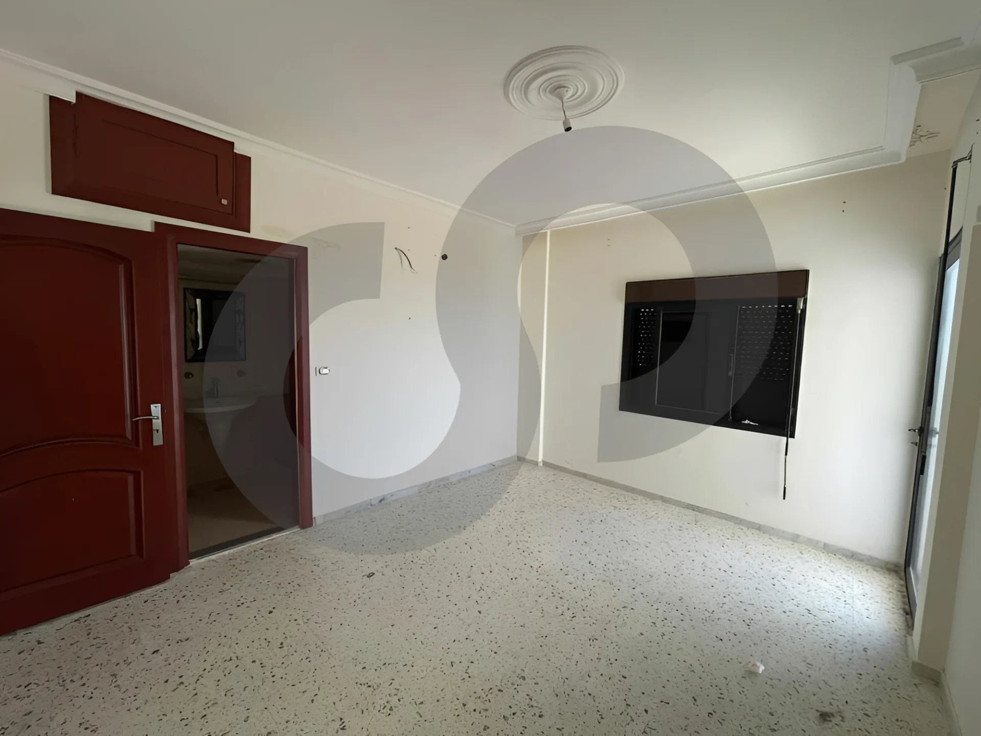 Apartment for Sale in Khaldeh