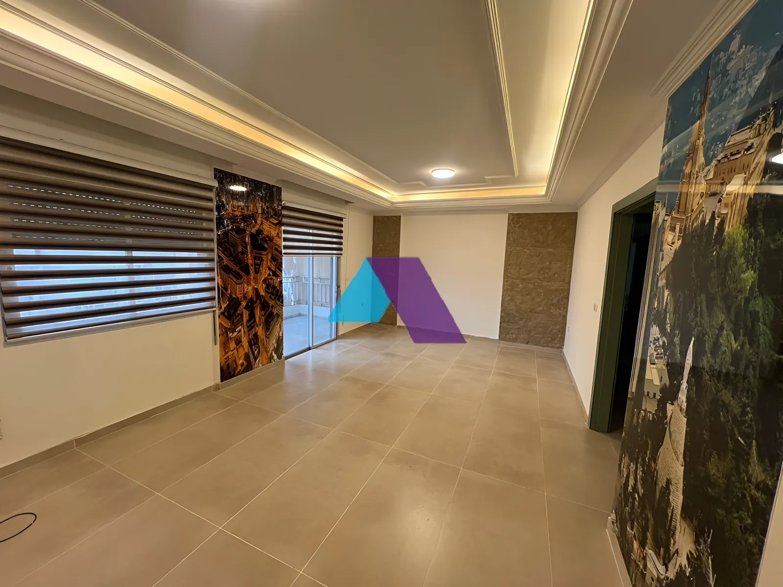 Apartment for Sale in Adonis - 3 bed, 2 bath